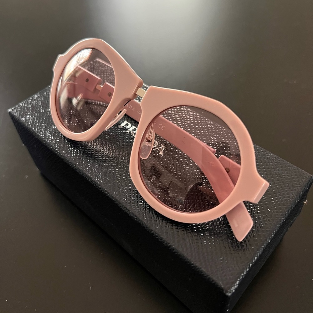 Prada Sunglasses Never worn